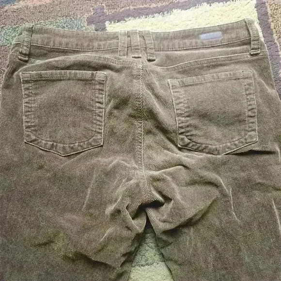 Kut from the kloth Farrah baby bootcut brown corduroy pants size 8. - Picture 3 of 12
